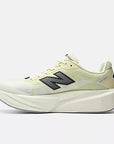 New Balance Chaussure FuelCell Rebel V5