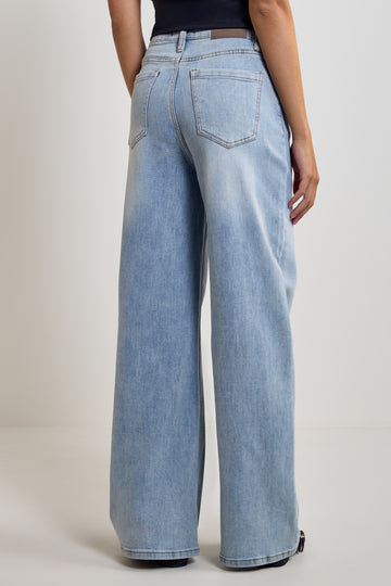 Womance Jeans 7041