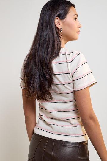 Womance T-Shirt 9207