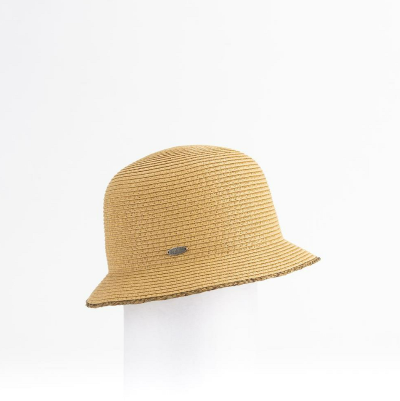 Canadian Hat Chapeau Clailie