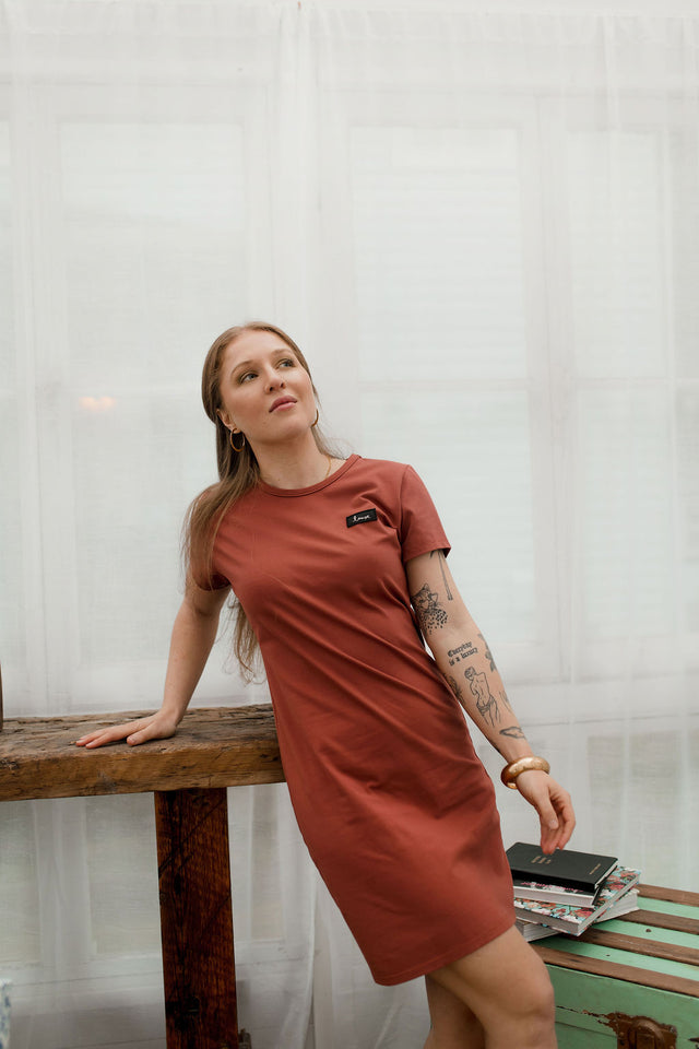 Louve Robe T-Shirt Classique