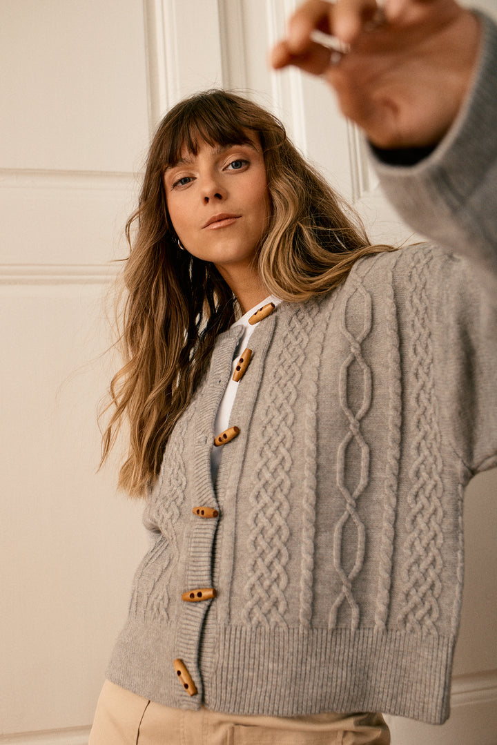 Womance Cardigan 8159